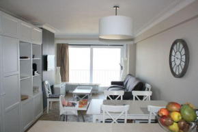 Appartement sur la digue à Knokke-Duinbergen